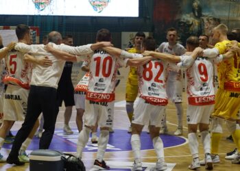 Thriller w Hali Trapez. Leszczynianie samodzielnym liderem! (zdjęcia)