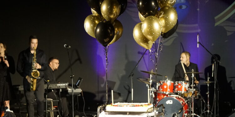  24 Września 2025  ml 6033