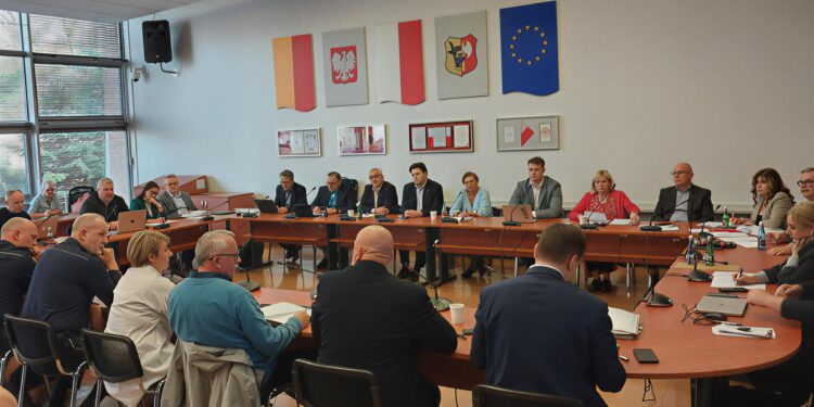 komisja 14 Listopada 2025 Komisja