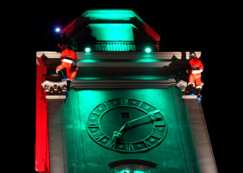 FX37573MP420422710Still001 21 Października 2025 Fx3 7573mp420 42 27 10still001