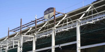 Przed pływalnią Akwawit ma powstać pomnik Stefana Grysa