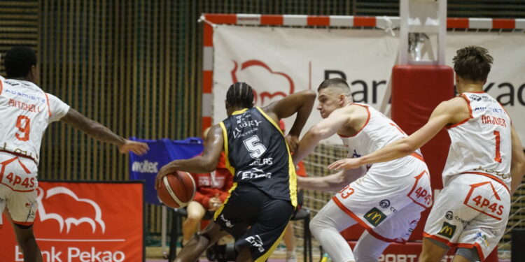  17 Stycznia 2026  ml 9084