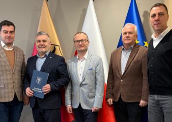  1 Października 2020 Uml